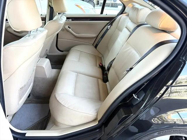 2005 BMW 325i 325i