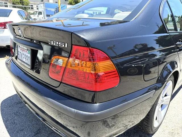 2005 BMW 325i 325i