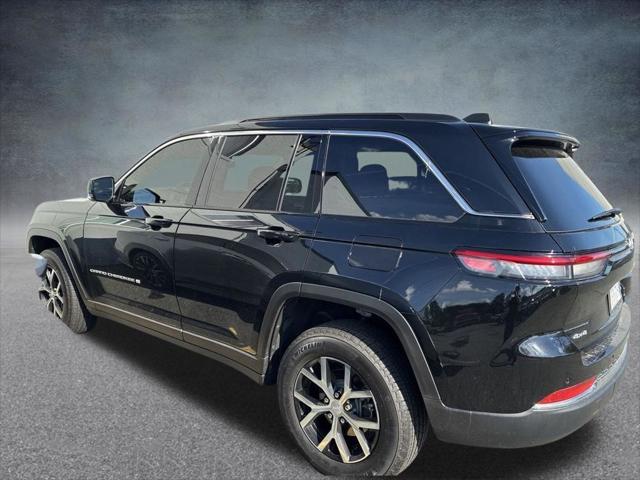 2025 Jeep Grand Cherokee Limited 4x4 2025 Jeep Grand Cherokee Limited 4x4