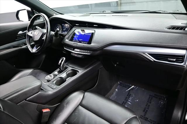 2020 Cadillac XT4 AWD Premium Luxury