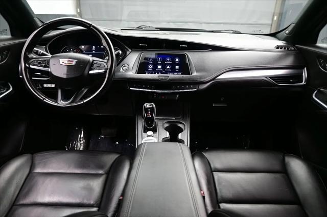 2020 Cadillac XT4 AWD Premium Luxury