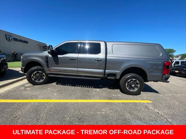2024 Ford F-250 LARIAT for sale in St Charles, IL