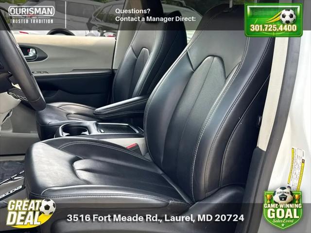 2023 Chrysler Pacifica Touring L