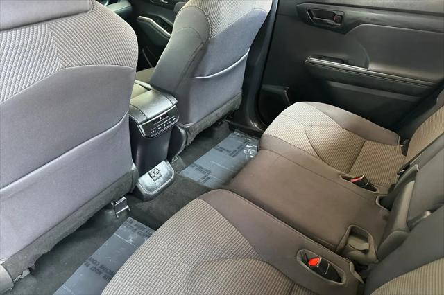 2021 Toyota Highlander L