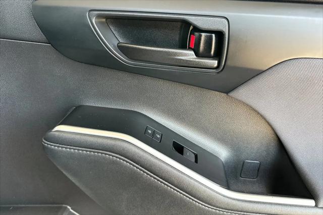 2021 Toyota Highlander L