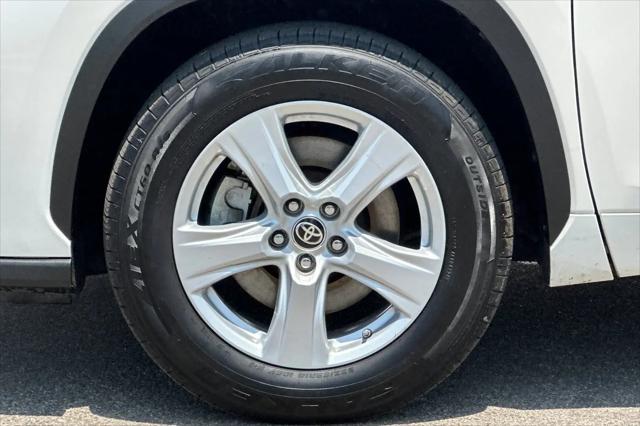 2021 Toyota Highlander L