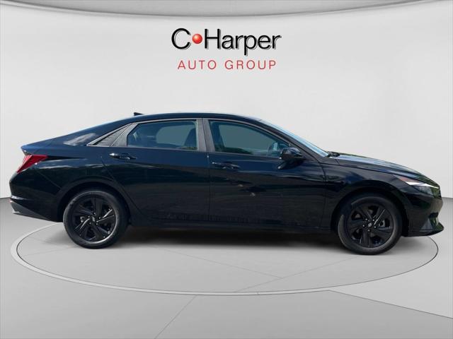 2023 Hyundai Elantra SEL 2023 Hyundai Elantra SEL