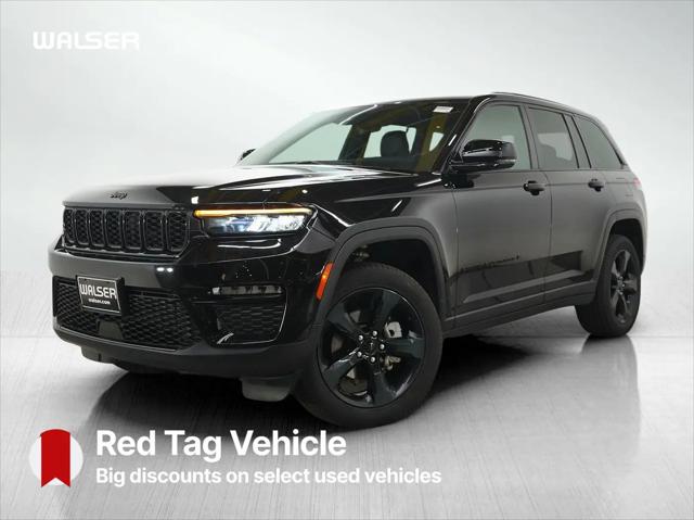 2025 Jeep Grand Cherokee Limited 4x4 for sale in Hopkins, MN