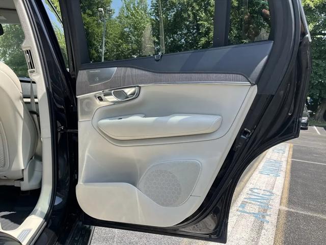 2021 Volvo XC90 T6 Inscription 7 Passenger