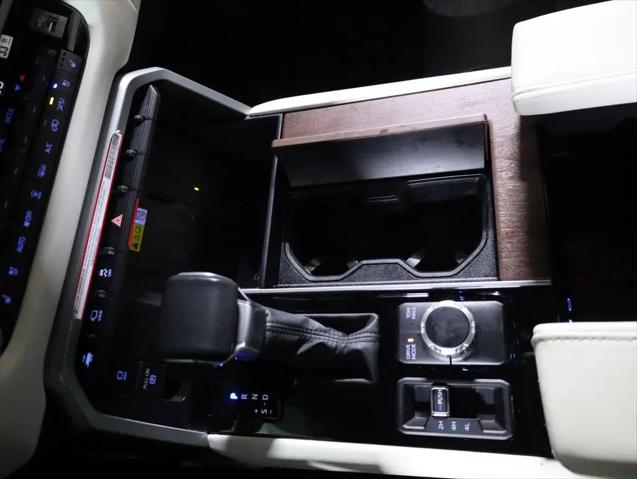 2024 Toyota Sequoia Capstone