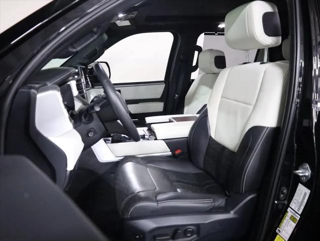 2024 Toyota Sequoia Capstone