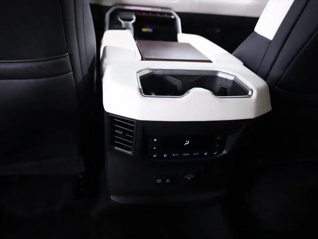 2024 Toyota Sequoia Capstone