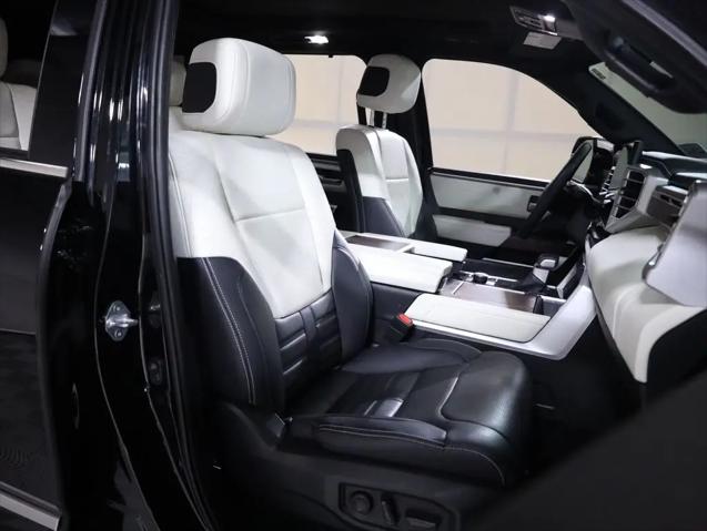 2024 Toyota Sequoia Capstone