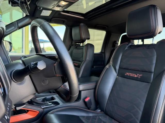 2025 Nissan Frontier Crew Cab PRO-X 4x2