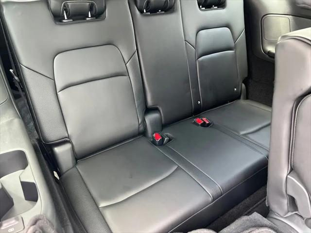 2024 Nissan Pathfinder SL FWD