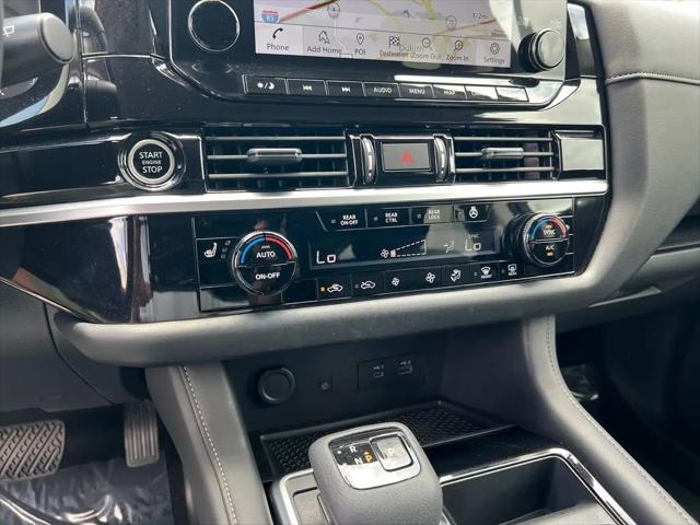 2024 Nissan Pathfinder SL FWD