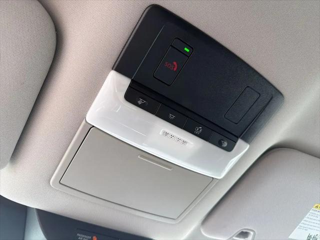 2024 Nissan Pathfinder SL FWD