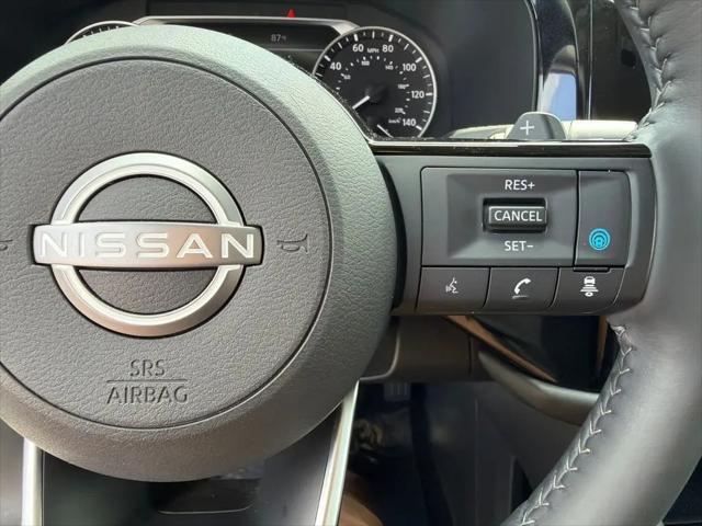 2024 Nissan Pathfinder SL FWD