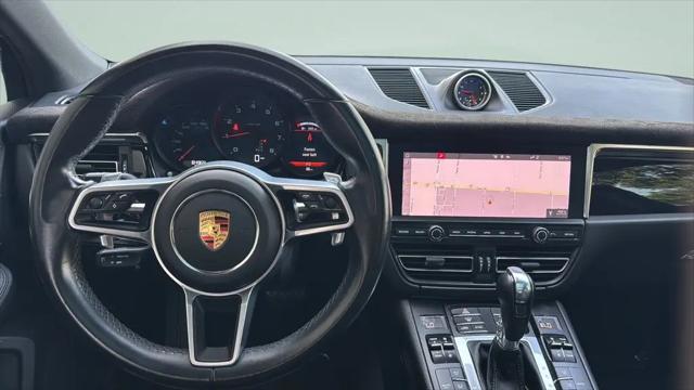 2021 Porsche Macan Macan