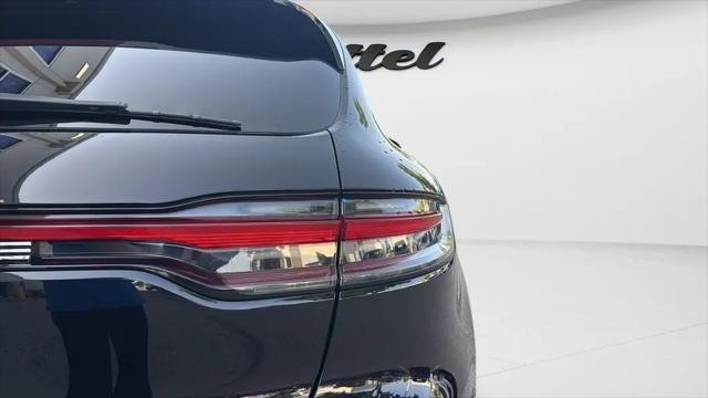 2021 Porsche Macan Macan