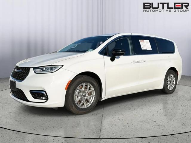 2024 Chrysler Pacifica Touring L for sale in Macon, GA