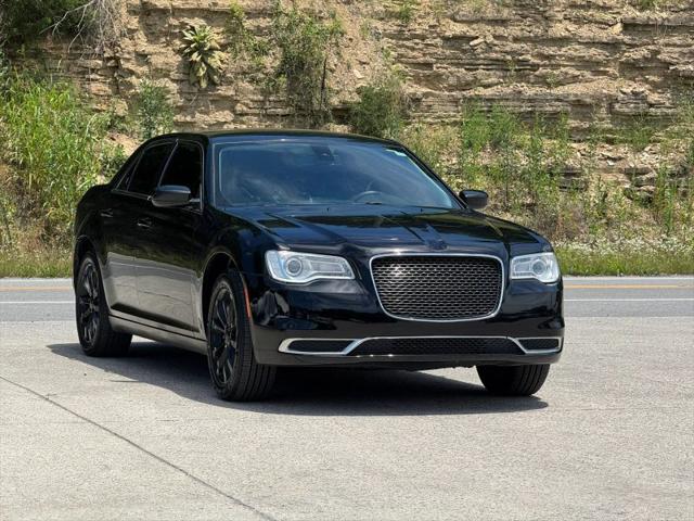 2018 Chrysler 300 Touring L AWD for sale in Woodbury, TN