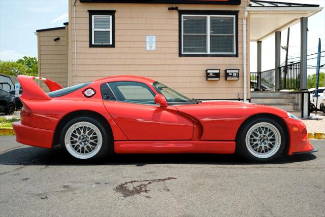 2002 Dodge Viper GTS