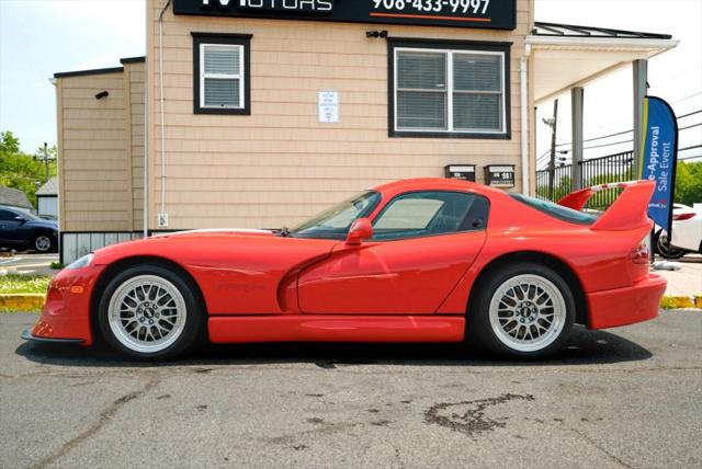2002 Dodge Viper GTS