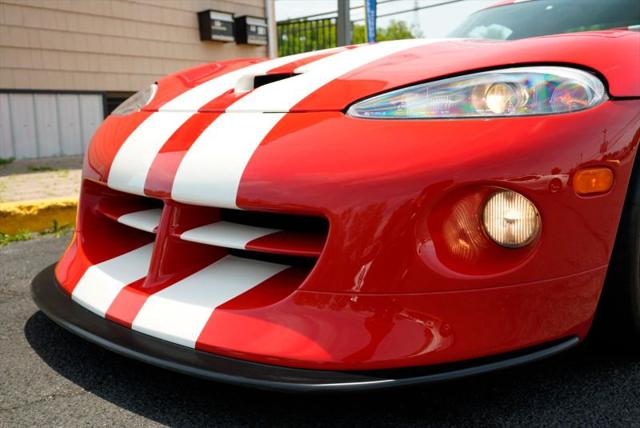 2002 Dodge Viper GTS