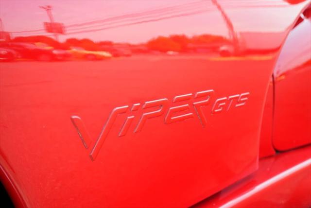 2002 Dodge Viper GTS