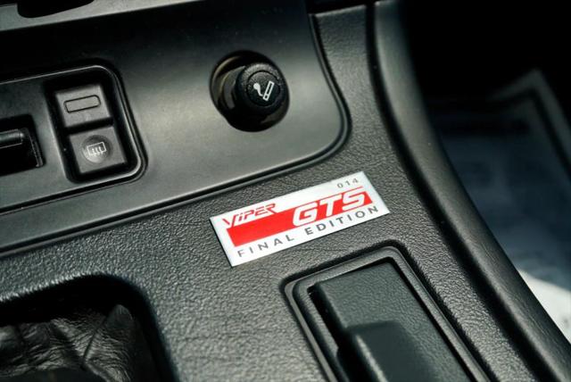 2002 Dodge Viper GTS