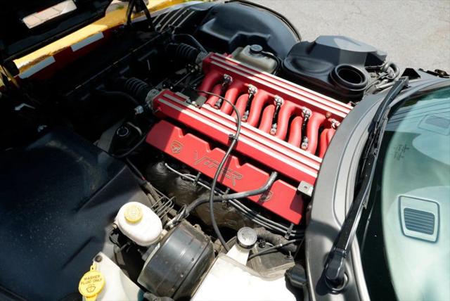 2002 Dodge Viper GTS