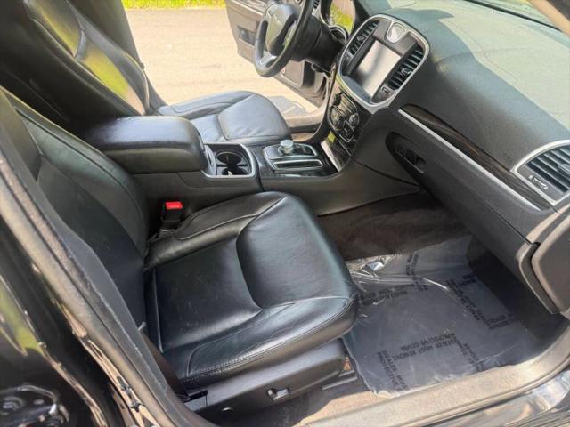 2015 Chrysler 300 Limited