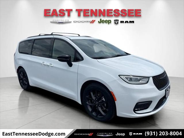 2025 Chrysler Pacifica Limited for sale in Crossville, TN