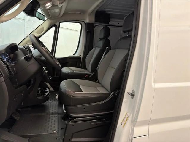 2026 Ram ProMaster Cargo Van Tradesman Low Roof 136" WB w/Pass Seat