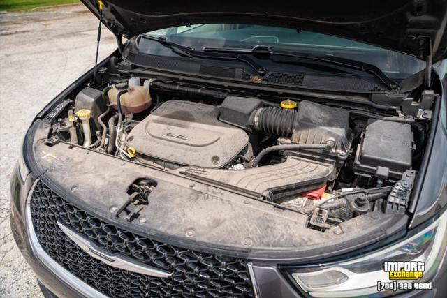 2022 Chrysler Pacifica Touring L