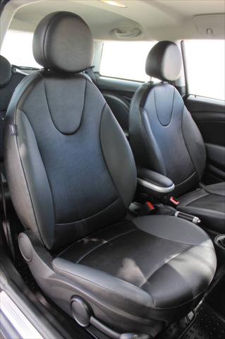 2009 MINI Cooper Base 2dr Hatchback