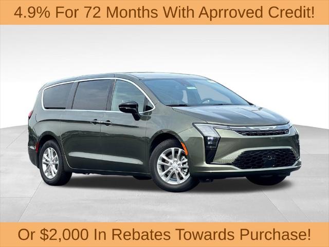 2027 Chrysler Pacifica Select for sale in Columbus, OH