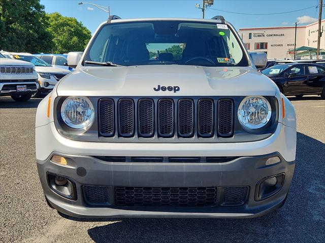 2017 Jeep Renegade Altitude FWD 2017 Jeep Renegade Altitude FWD