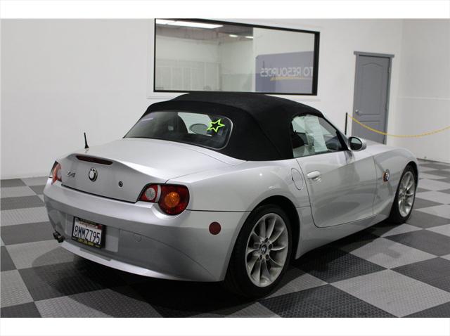 2004 BMW Z4 2.5i