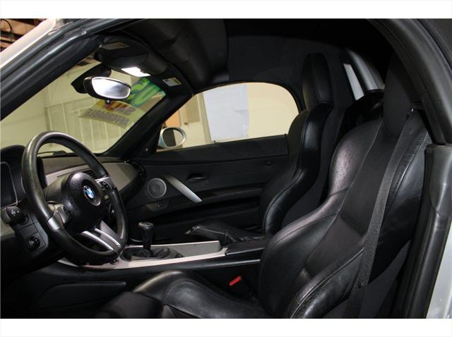2004 BMW Z4 2.5i