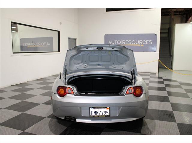 2004 BMW Z4 2.5i