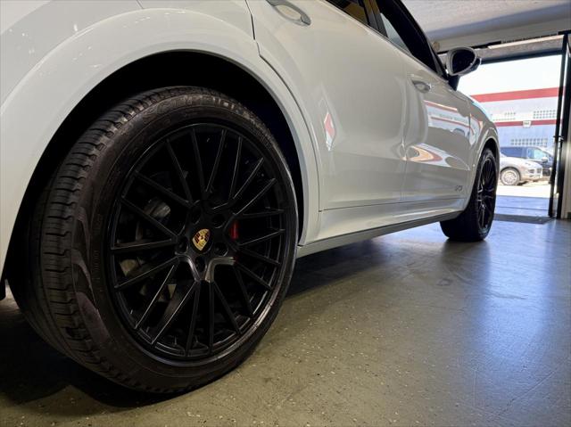 2021 Porsche Cayenne GTS