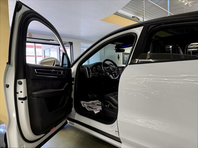 2021 Porsche Cayenne GTS