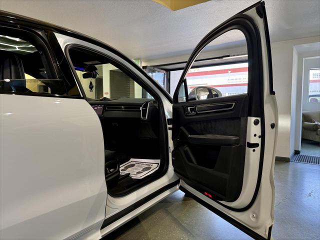 2021 Porsche Cayenne GTS