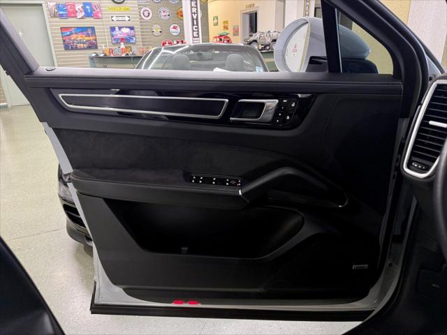 2021 Porsche Cayenne GTS