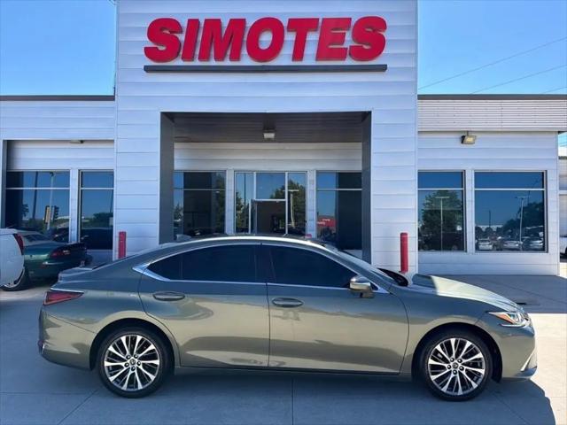 2021 Lexus ES 250 Unknown for sale in Minooka, IL