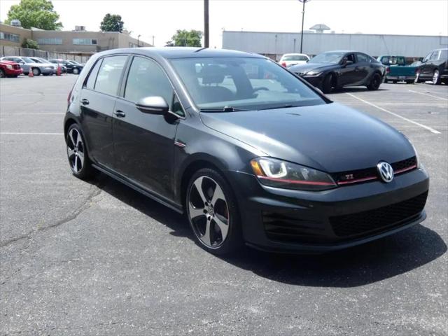 2017 Volkswagen Golf GTI SE 4-Door for sale near Cincinnati, OH
