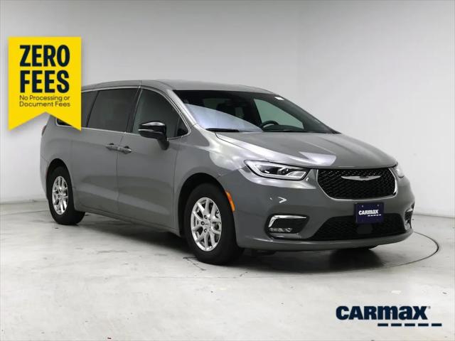 2025 Chrysler Pacifica Select for sale in Renton, WA