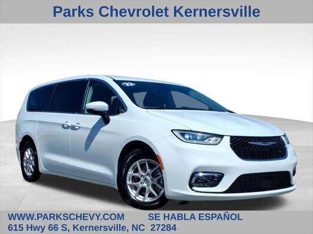 2023 Chrysler Pacifica Touring L for sale in Kernersville, NC